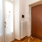 Guesthost - Porta Nuova Galliari Mini Flats Daire