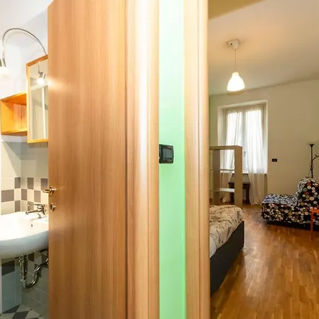 Guesthost - Porta Nuova Galliari Mini Flats Turin