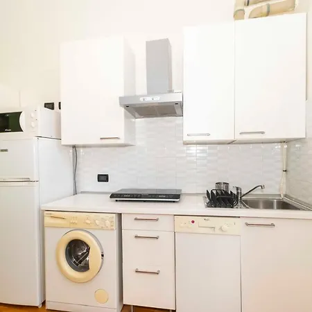 Guesthost - Porta Nuova Galliari Mini Flats *