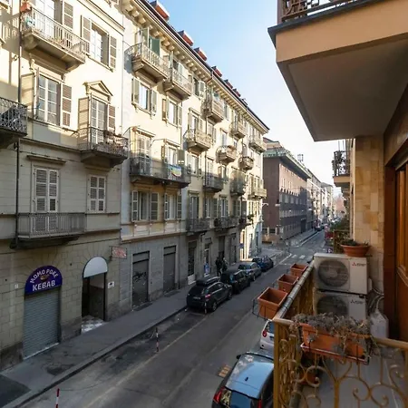 Guesthost - Porta Nuova Galliari Mini Flats Daire *