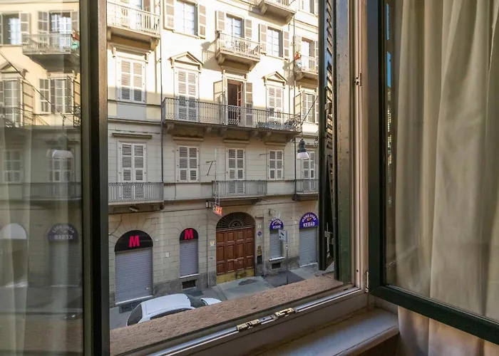 شقة Guesthost - Porta Nuova Galliari Mini Flats تورينو