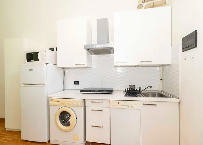 Guesthost - Porta Nuova Galliari Mini Flats *