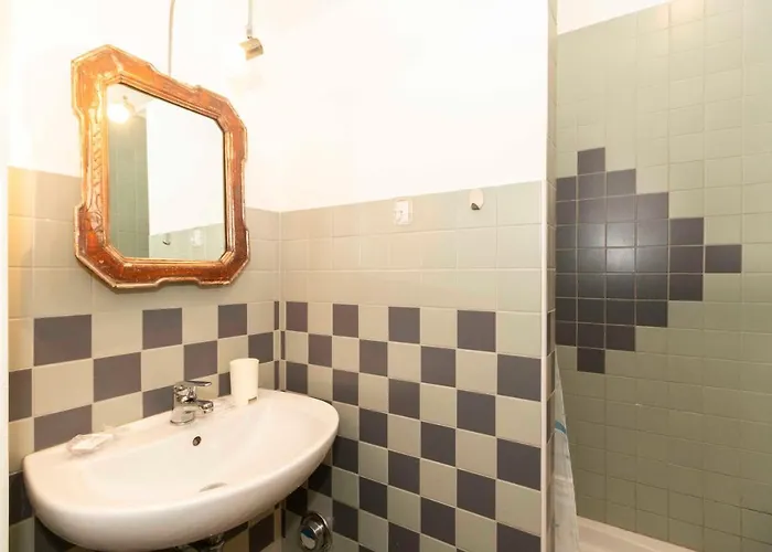 Guesthost - Porta Nuova Galliari Mini Flats *