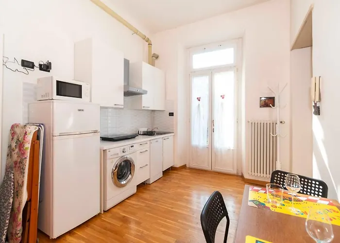 Guesthost - Porta Nuova Galliari Mini Flats شقة