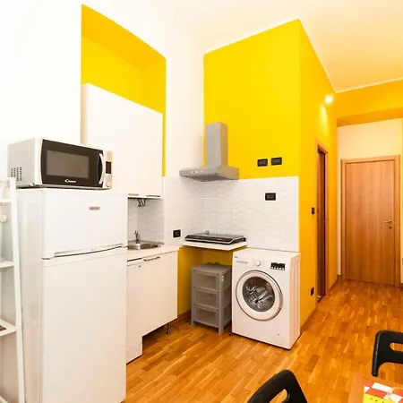 Guesthost - Porta Nuova Galliari Mini Flats Daire