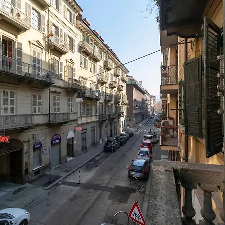 Guesthost - Porta Nuova Galliari Mini Flats Daire Torino