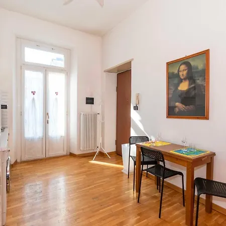 Guesthost - Porta Nuova Galliari Mini Flats Daire