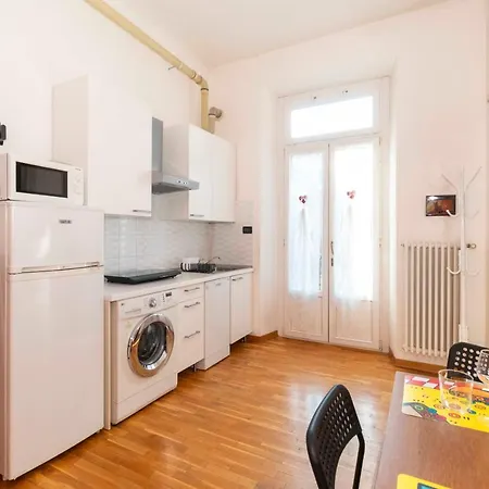 Guesthost - Porta Nuova Galliari Mini Flats Daire