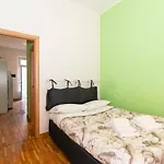 Guesthost - Porta Nuova Galliari Mini Flats Apartment Turin