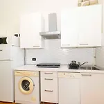 Guesthost - Porta Nuova Galliari Mini Flats *