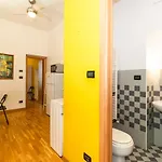 Apartment Guesthost - Porta Nuova Galliari Mini Flats