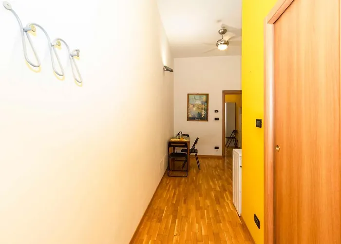 Guesthost - Porta Nuova Galliari Mini Flats Διαμέρισμα *